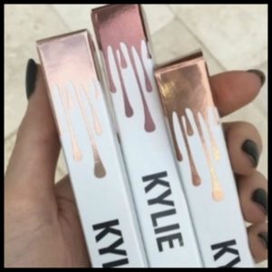 kylielipkit.10